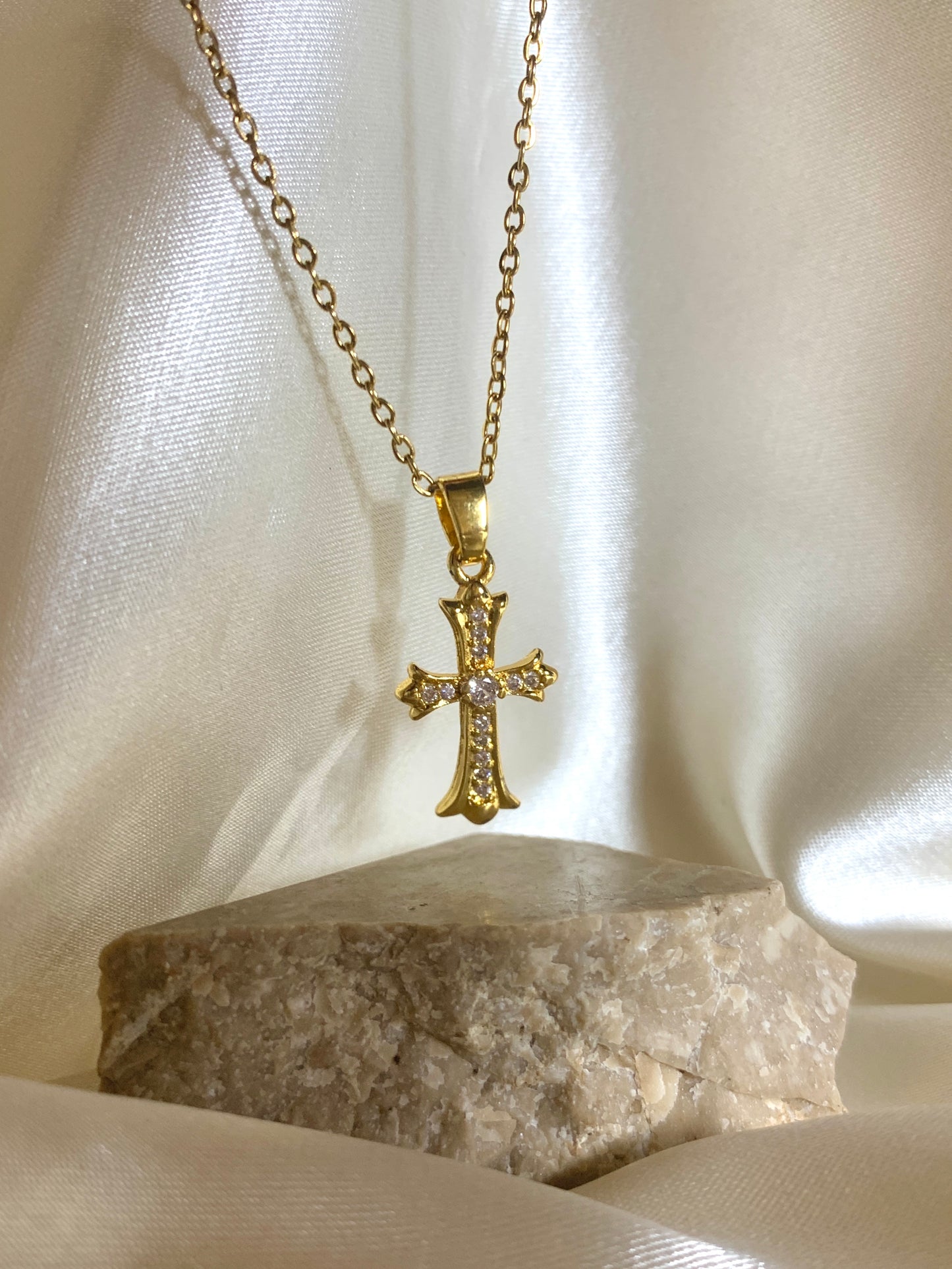 Cross Necklace V4