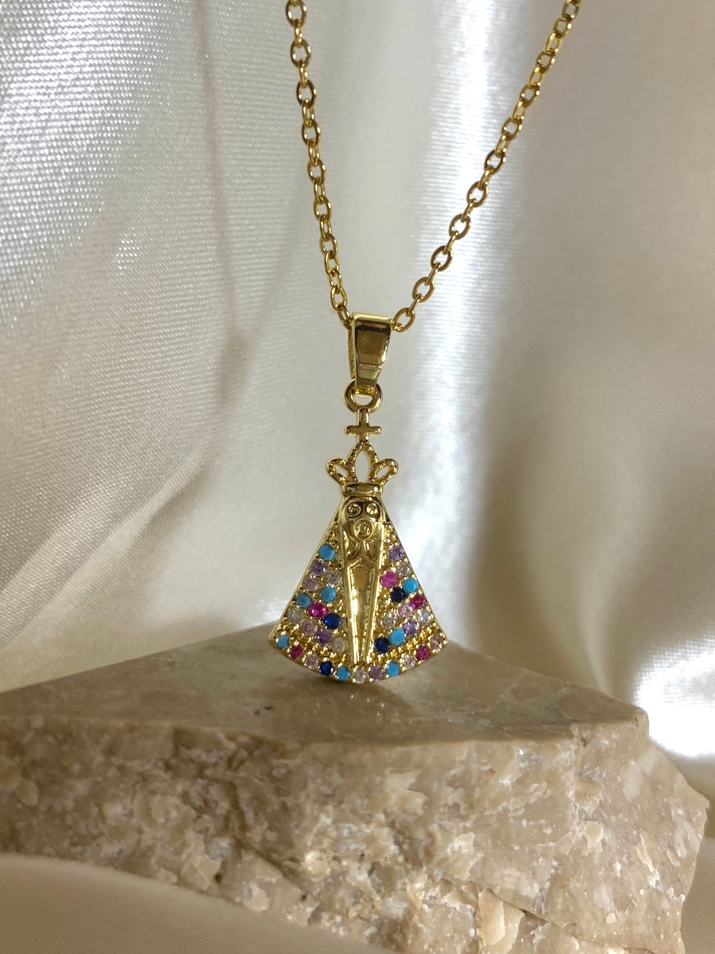 Mini Multicolored Sto.Nino Crystal Necklace