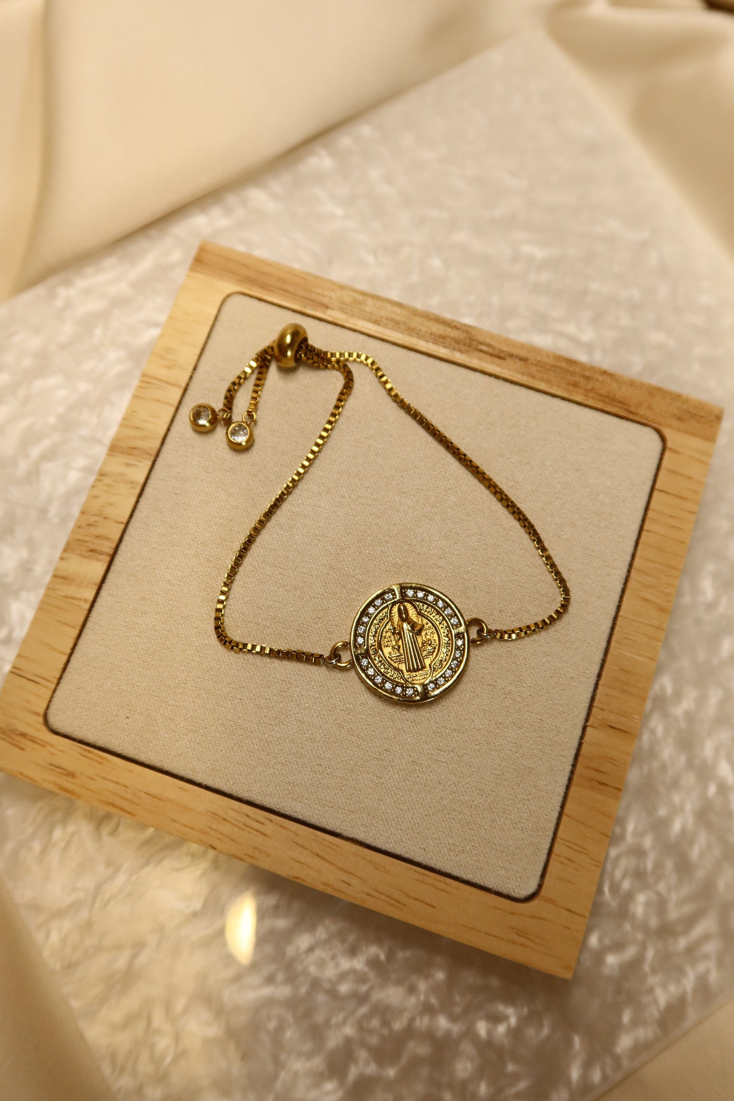 St.Benedict Round Crystal Bracelet