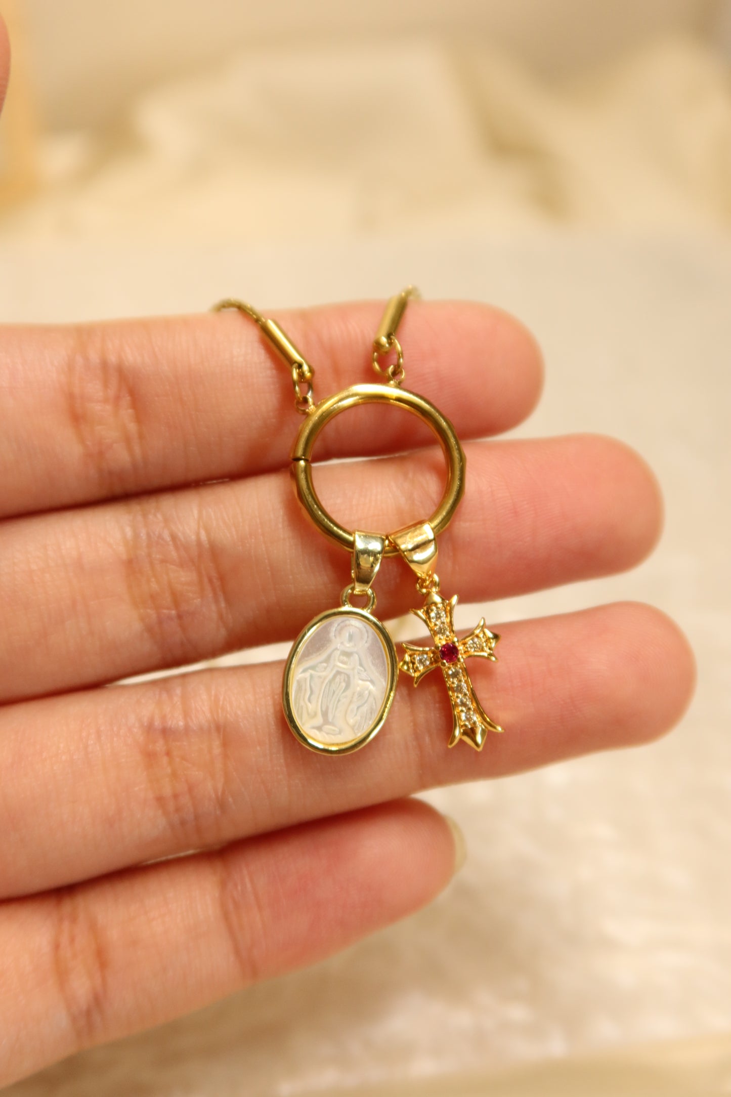 Ava Pendant Pair