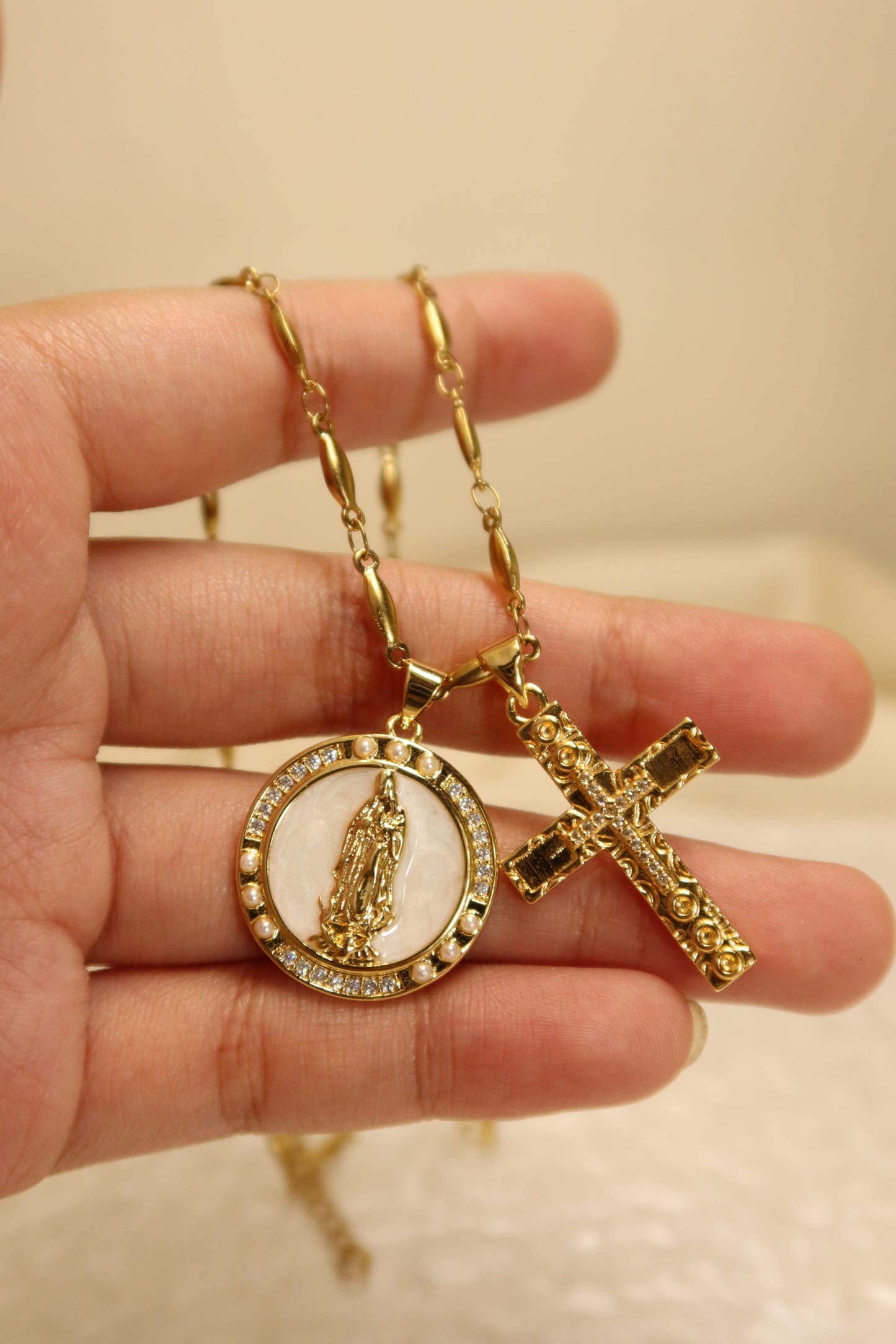 Bethel Pendant Pair