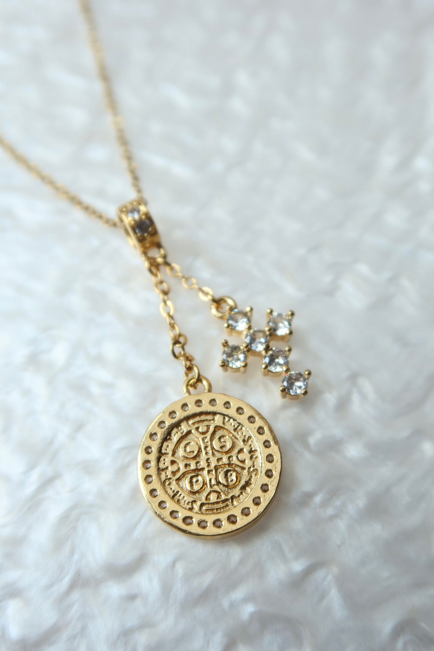 Avea Pendant Pair
