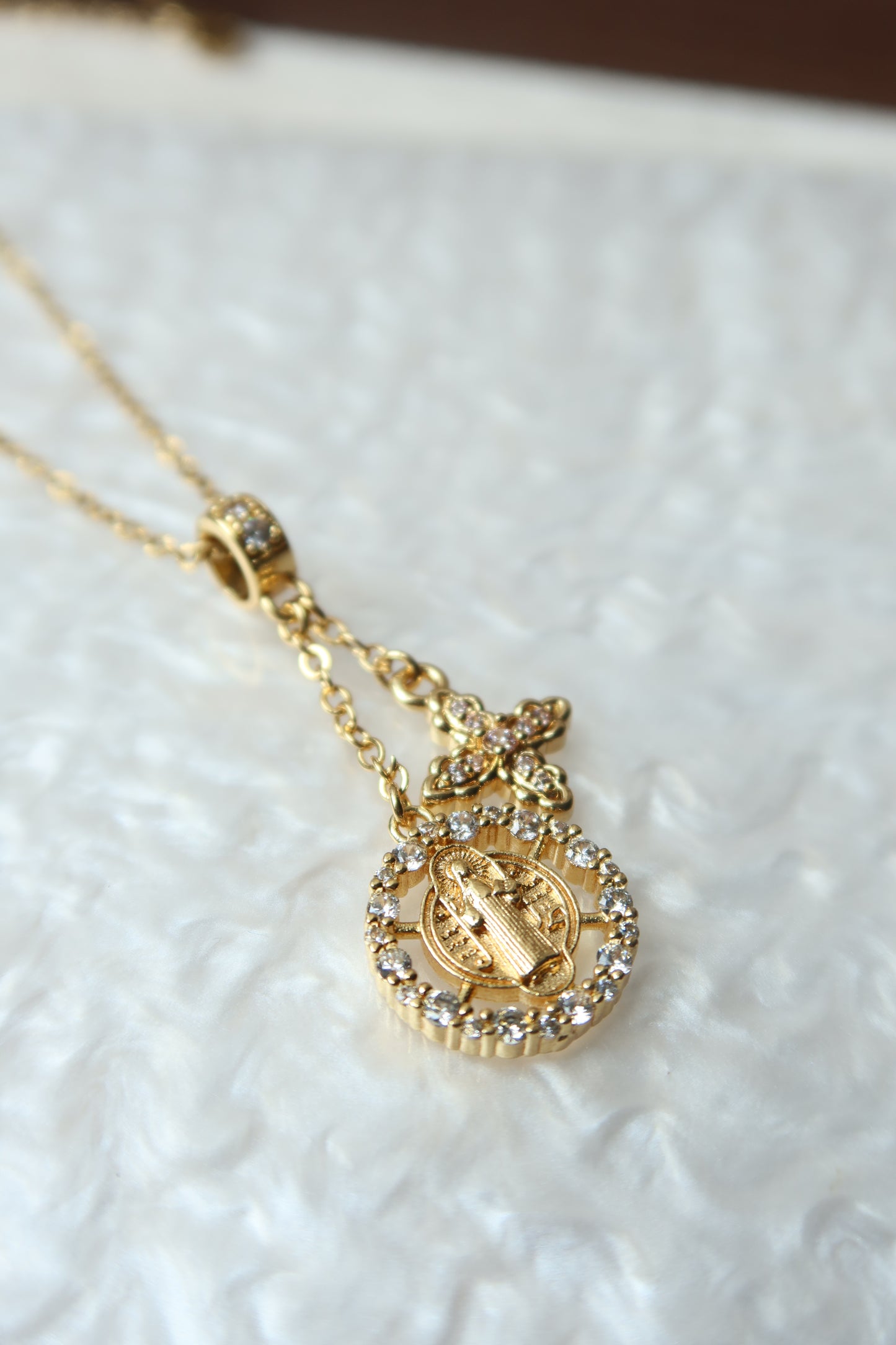 Gratia Pendant Pair