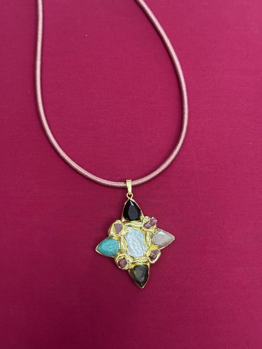 Soren Necklace