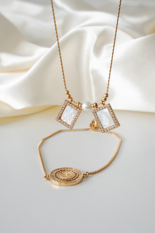 Cor Christi Pearl Scapular Set