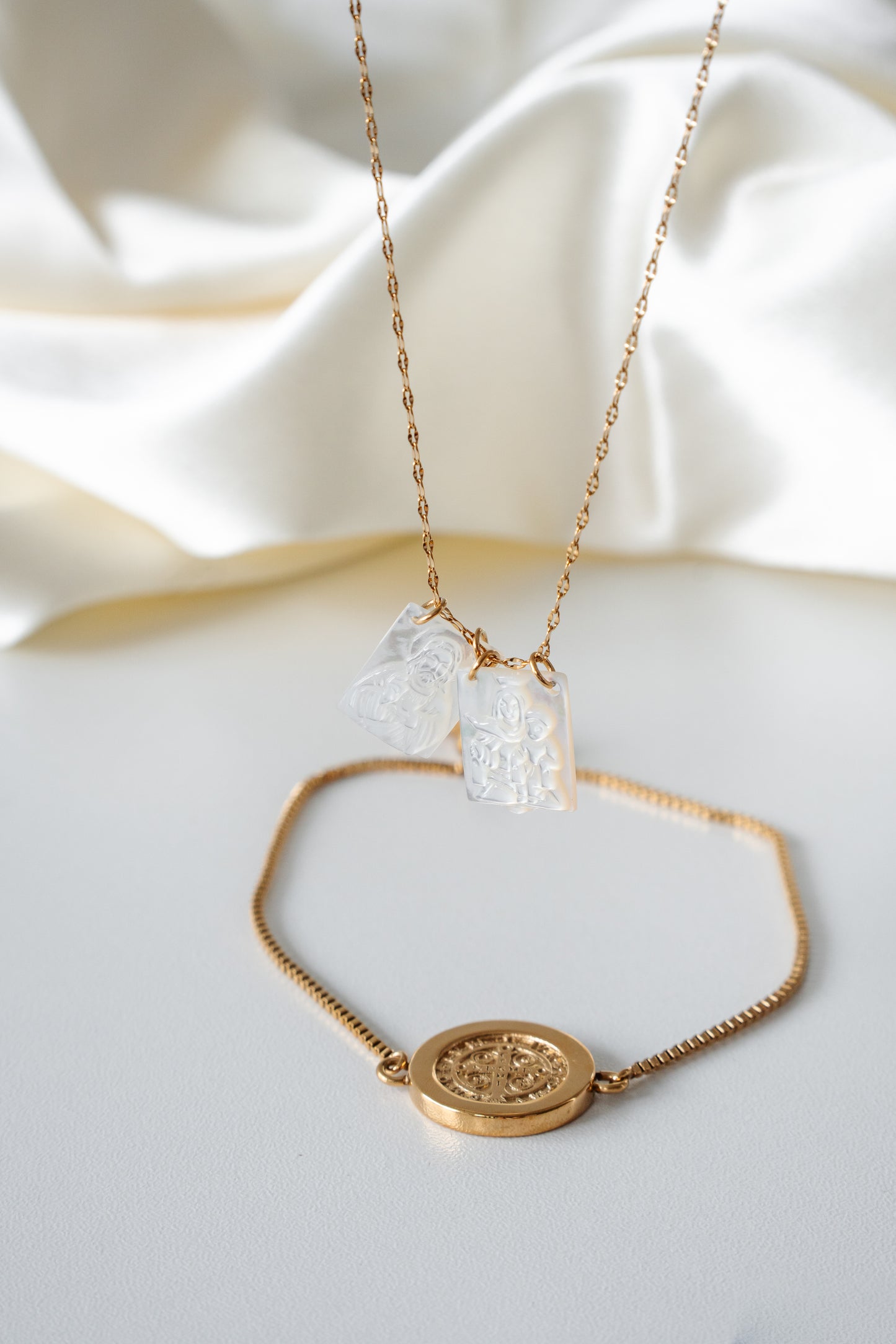 Pearl Scapular Set